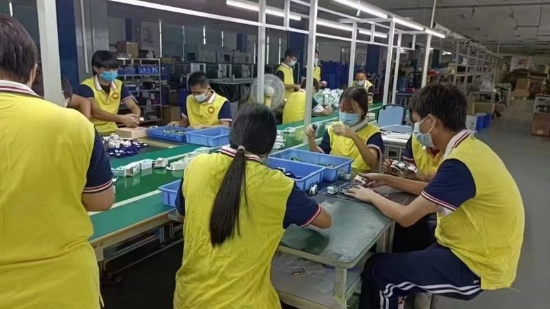 育儿嫂中介公司选择指南：如何规避误区，找到合适人选
